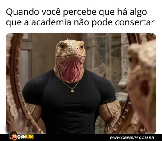 Imagem engraçada de homem musculoso com rosto de lagarto olhando para o espelho